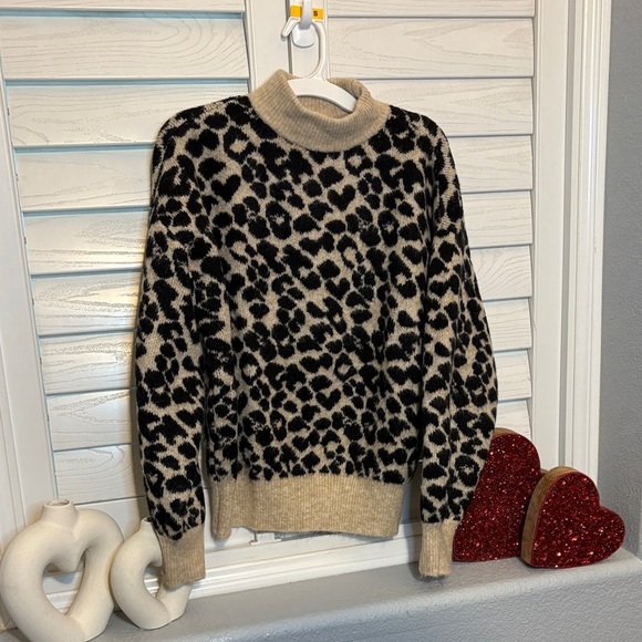 Ann Taylor Black and Tan Leopard Turtleneck Sweater - Picture 1 of 4